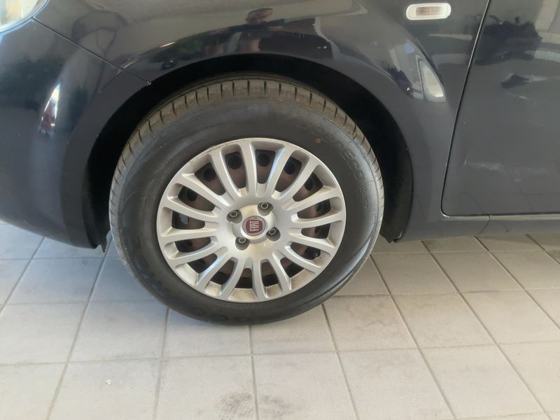 Fiat Punto 1.2 Street 2015 – снимка 3