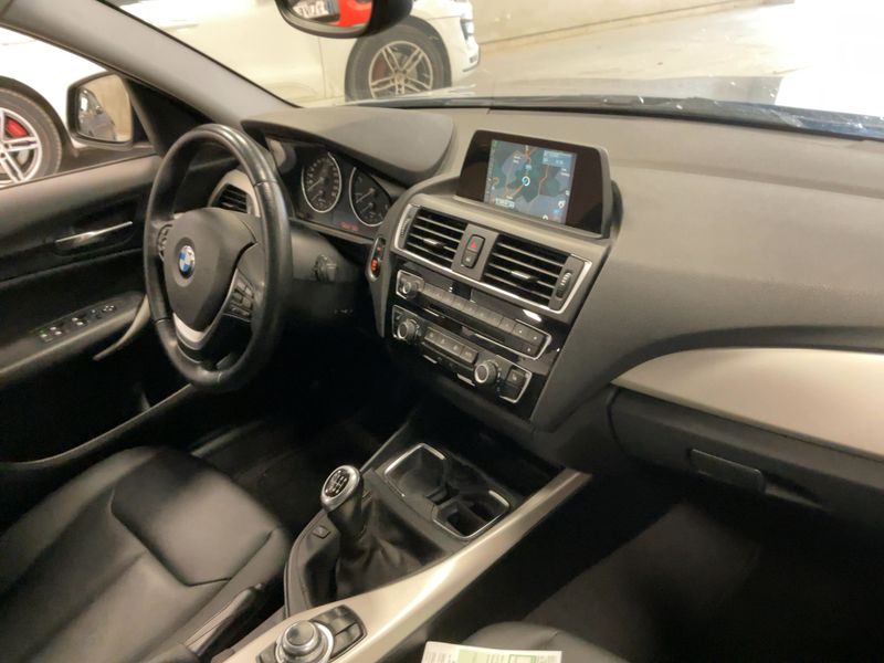 BMW 1er 118d xDrive Advantage 2016 – снимка 17
