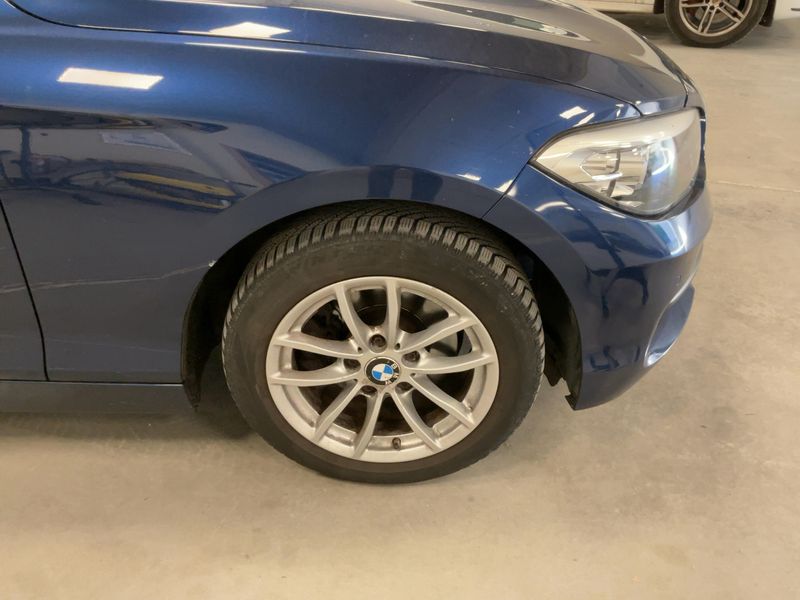 BMW 1er 118d xDrive Advantage 2016 – снимка 11