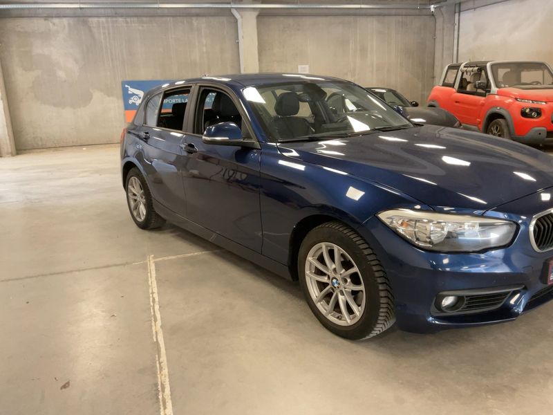BMW 1er 118d xDrive Advantage 2016 – снимка 12