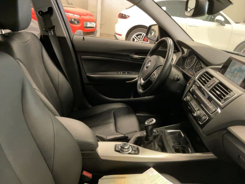 BMW 1er 118d xDrive Advantage 2016 – снимка 16