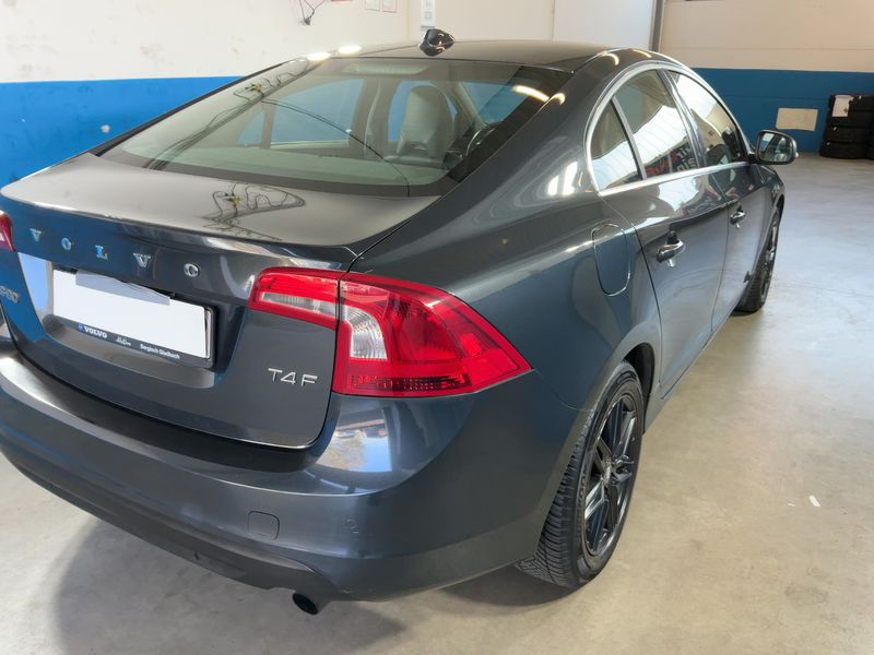 Volvo S60 1.6 T4 F Summum 2011 – снимка 8