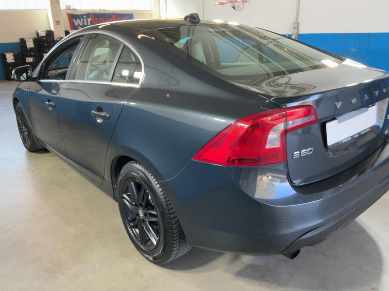 Volvo S60 1.6 T4 F Summum 2011 – снимка 6