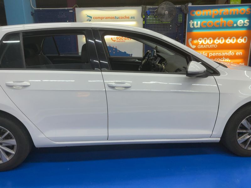 Volkswagen Golf VII 1.6 TDI Business BlueMotion Tech 2015 – снимка 10