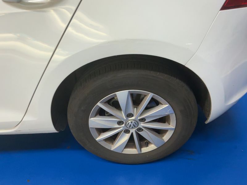 Volkswagen Golf VII 1.6 TDI Business BlueMotion Tech 2015 – снимка 5