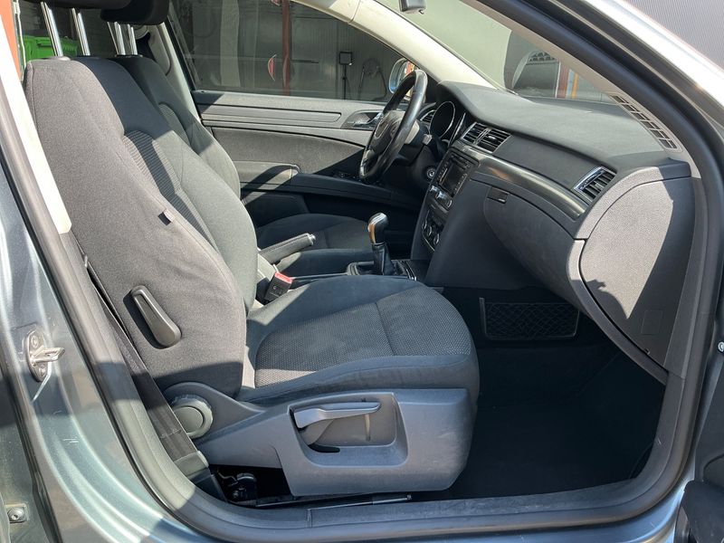 Skoda Superb 1.6 TDI GreenLine 2012 – снимка 3