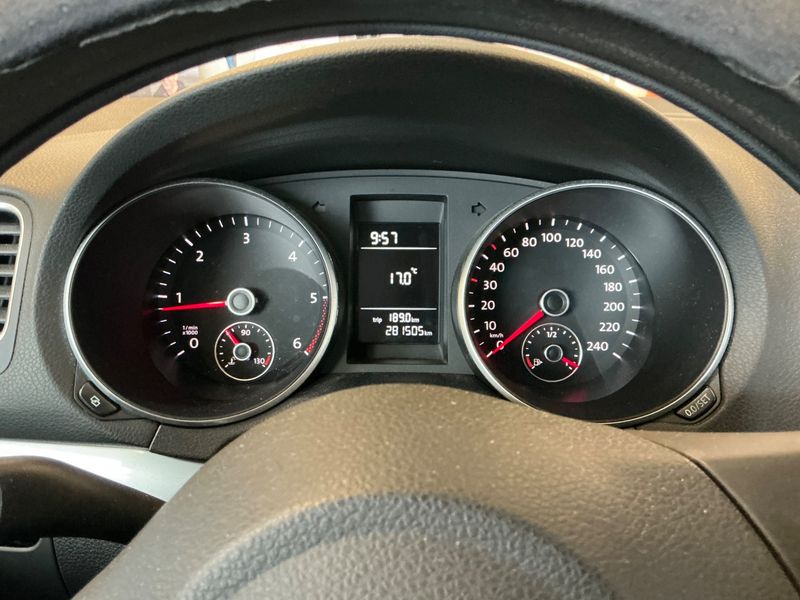 Volkswagen Golf VI 1.6 TDI Trendline BlueMotion Tech 2012 – снимка 4