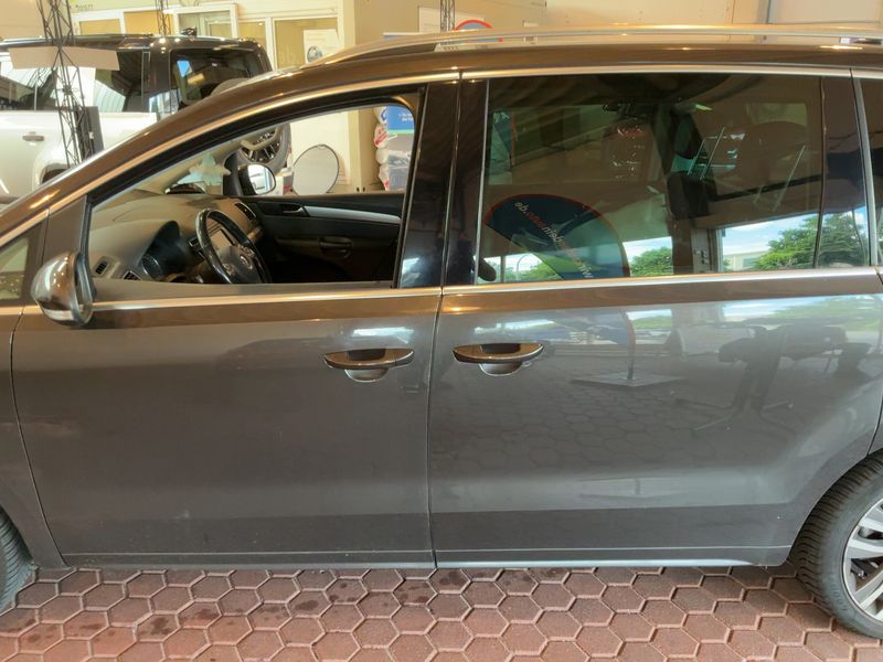Volkswagen Sharan 2.0 TDI Highline BlueMotion Tech 2014 – снимка 4