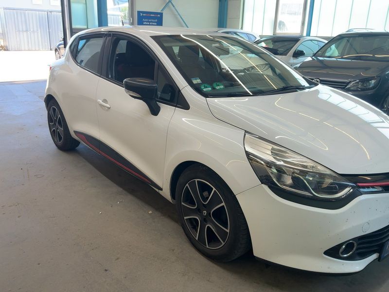Renault Clio 0.9 Energy Dynamique 2015 – снимка 12