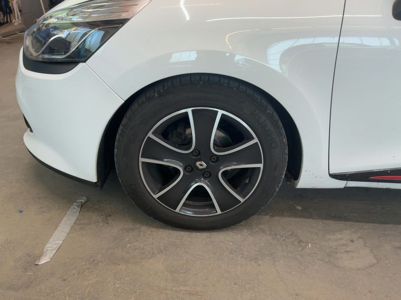 Renault Clio 0.9 Energy Dynamique 2015 – снимка 3