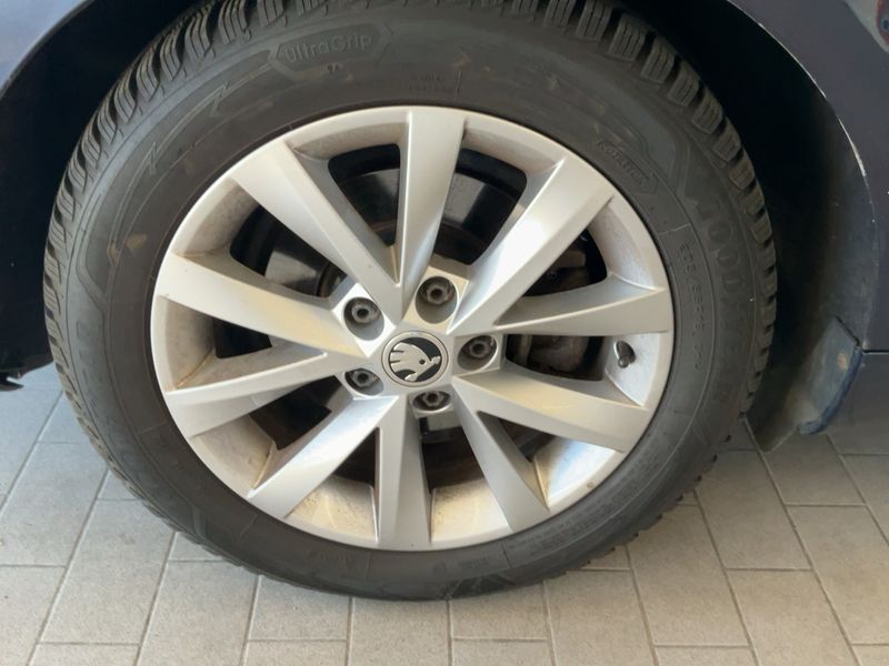 Volkswagen Passat 2.0 TDI Trendline BlueMotion Tech 2013 – снимка 9