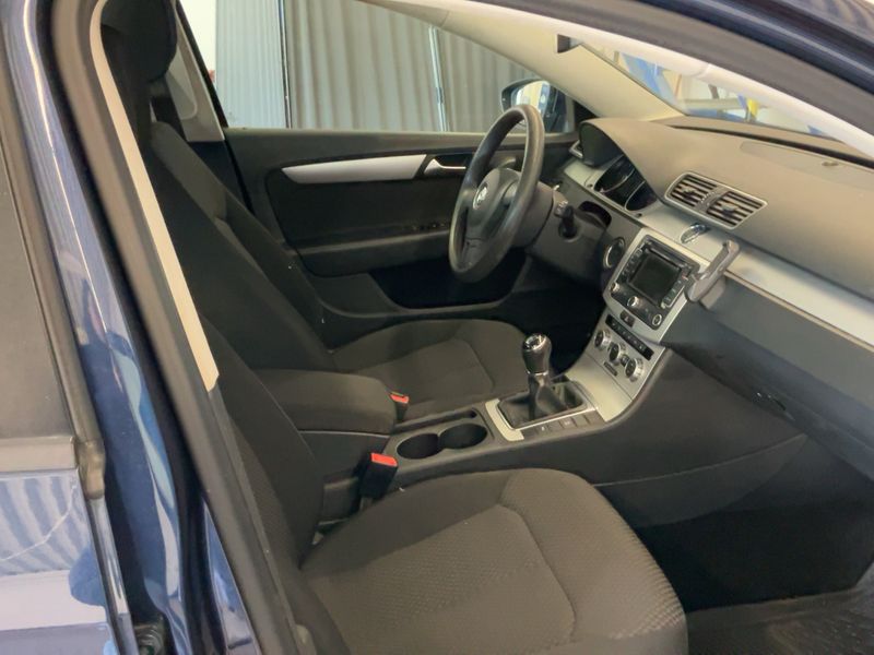 Volkswagen Passat 2.0 TDI Trendline BlueMotion Tech 2013 – снимка 16