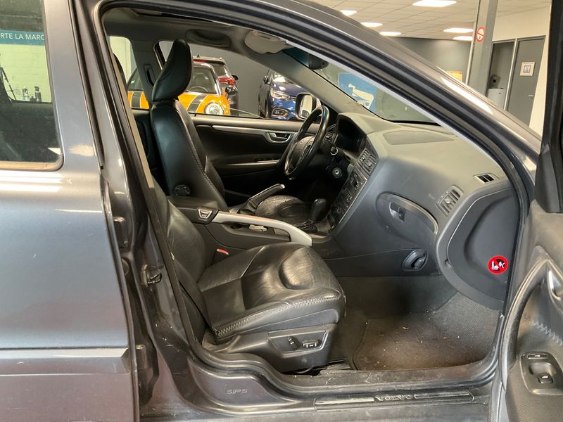 Volvo XC70 2.4 D5 Momentum AWD 2007 – снимка 3