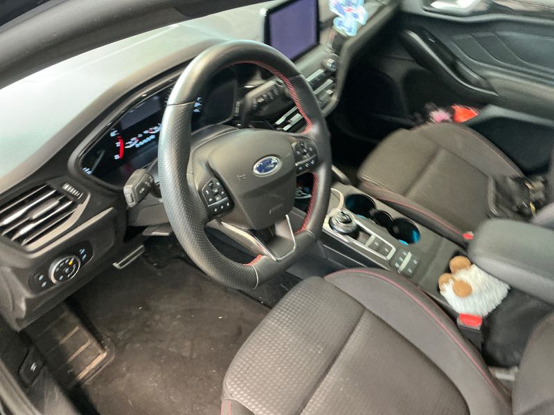 Ford Focus 1.5 EcoBoost ST-Line 2020 – снимка 41