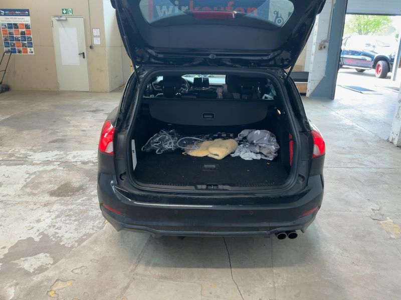 Ford Focus 1.5 EcoBoost ST-Line 2020 – снимка 15