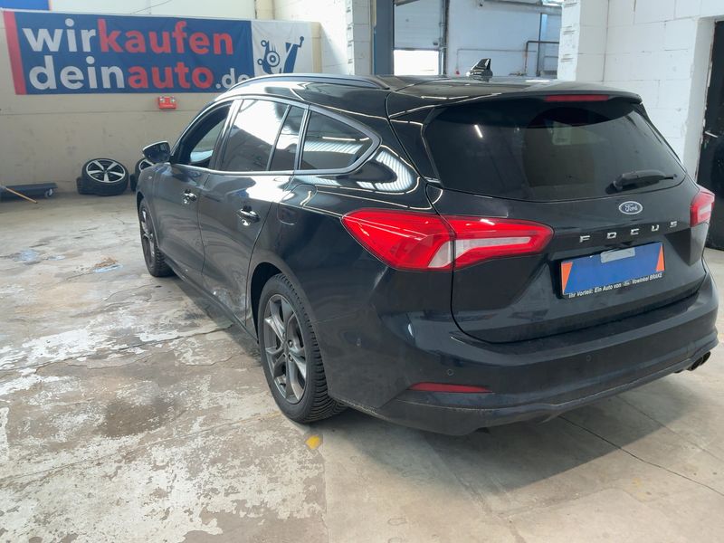 Ford Focus 1.5 EcoBoost ST-Line 2020 – снимка 6