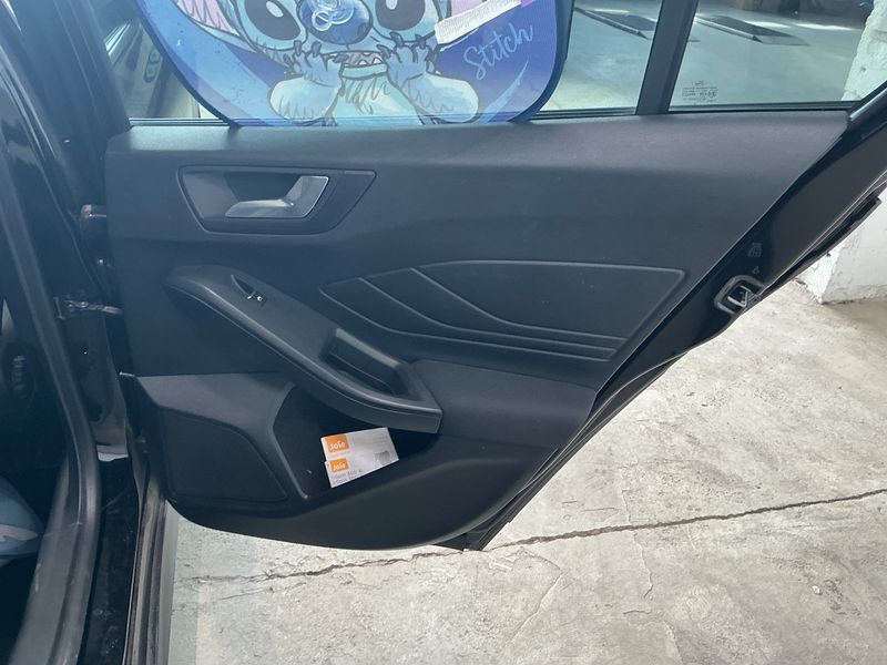 Ford Focus 1.5 EcoBoost ST-Line 2020 – снимка 43