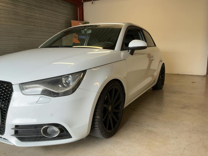 Audi A1 1.6 TDI Ambition Luxe 2013 – снимка 2