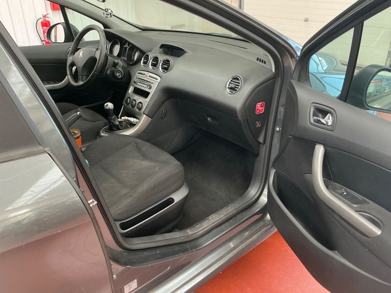 Peugeot 308 1.6 HDi Confort 2008 – снимка 3