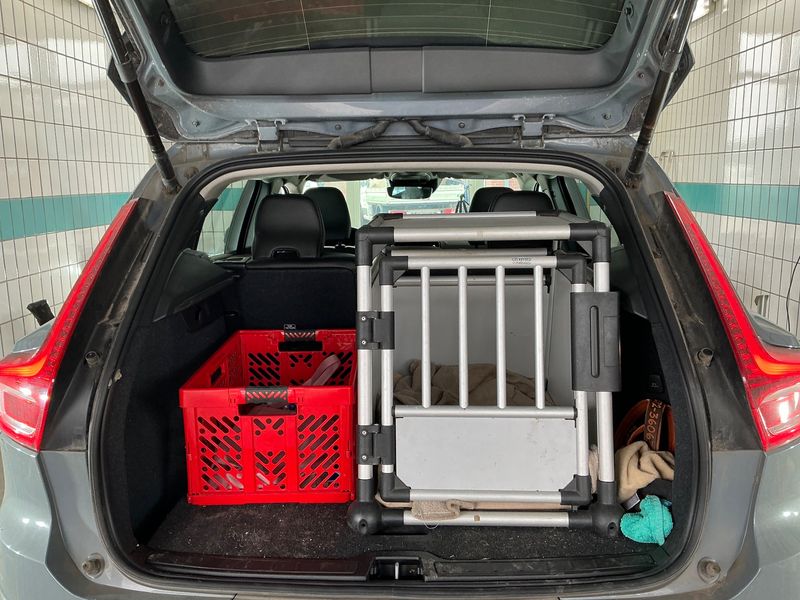 Volvo XC40 2.0 D3 Momentum Pro 2WD 2020 – снимка 15