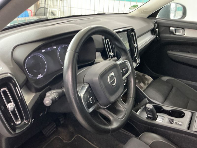 Volvo XC40 2.0 D3 Momentum Pro 2WD 2020 – снимка 45