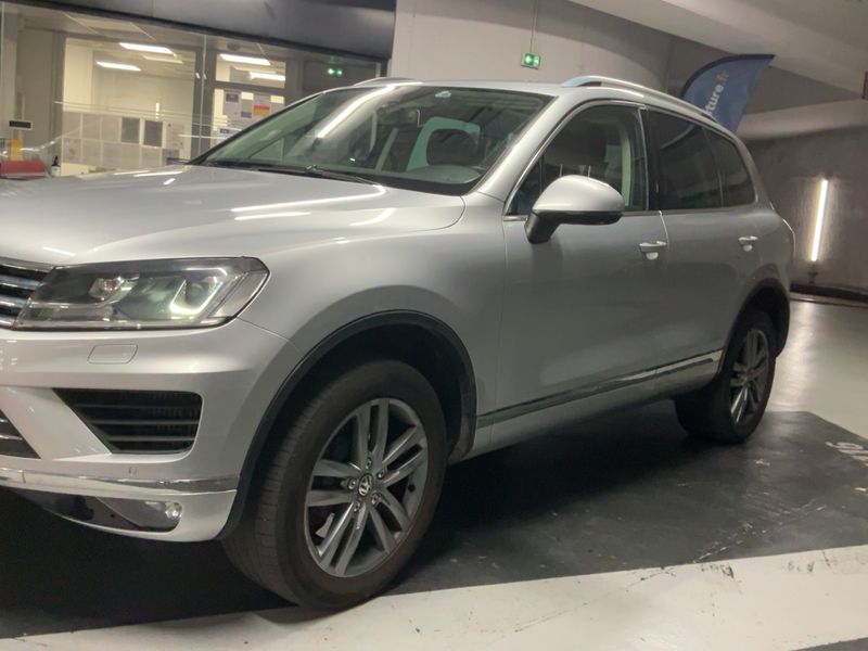 Volkswagen Touareg 4.2 V8 TDI Carat Edition 4Motion 2014 – снимка 2