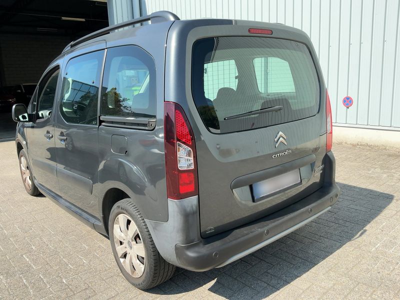 Citroen Berlingo 1.2 e-THP XTR 2017 – снимка 6