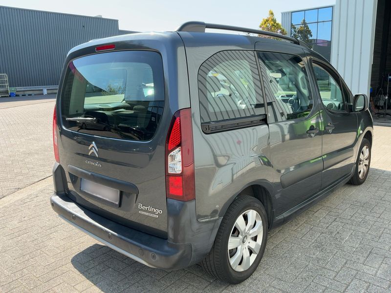Citroen Berlingo 1.2 e-THP XTR 2017 – снимка 8