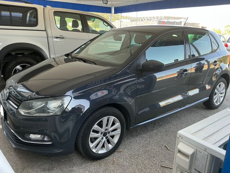 Volkswagen Polo 1.4 TDI Comfortline 2015 – снимка 1