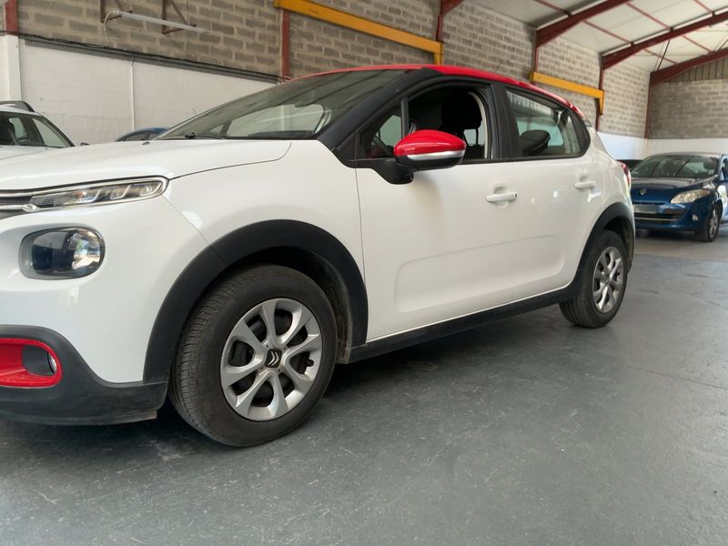Citroen C3 1.2 PureTech Graphic 2020 – снимка 2