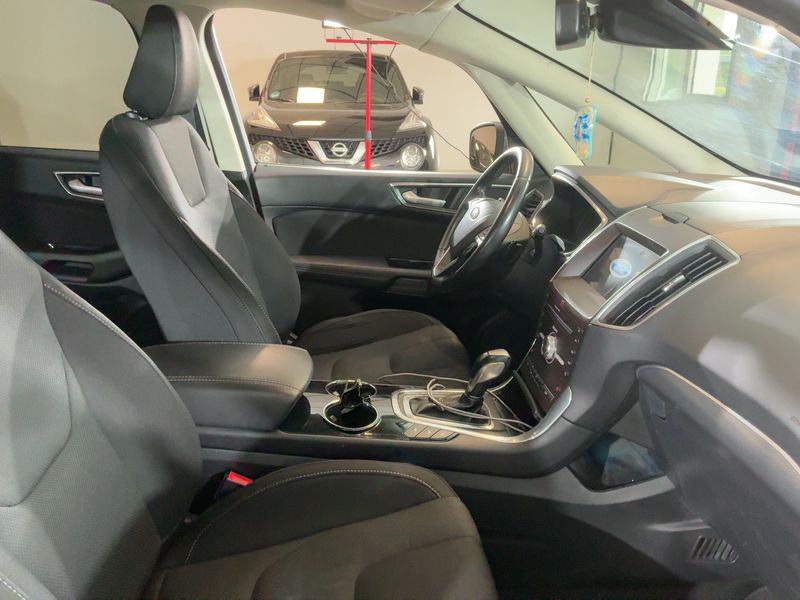 Ford S-Max 2.0 TDCi Titanium 2017 – снимка 16