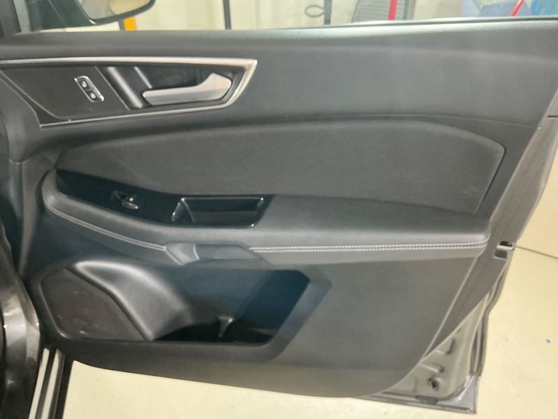 Ford S-Max 2.0 TDCi Titanium 2017 – снимка 29