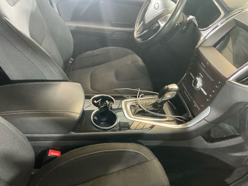 Ford S-Max 2.0 TDCi Titanium 2017 – снимка 30