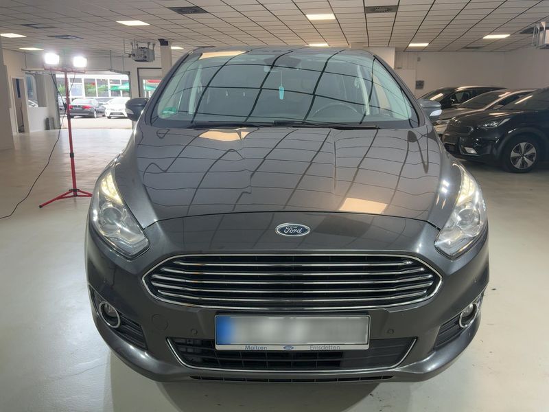 Ford S-Max 2.0 TDCi Titanium 2017 – снимка 14