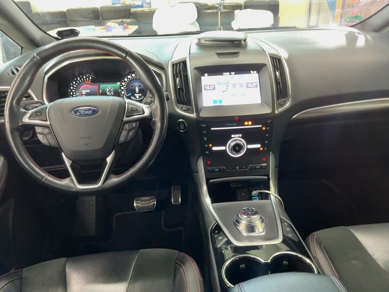 Ford S-Max 2.0 TDCi EcoBlue Bi-Turbo ST-Line 2019 – снимка 18