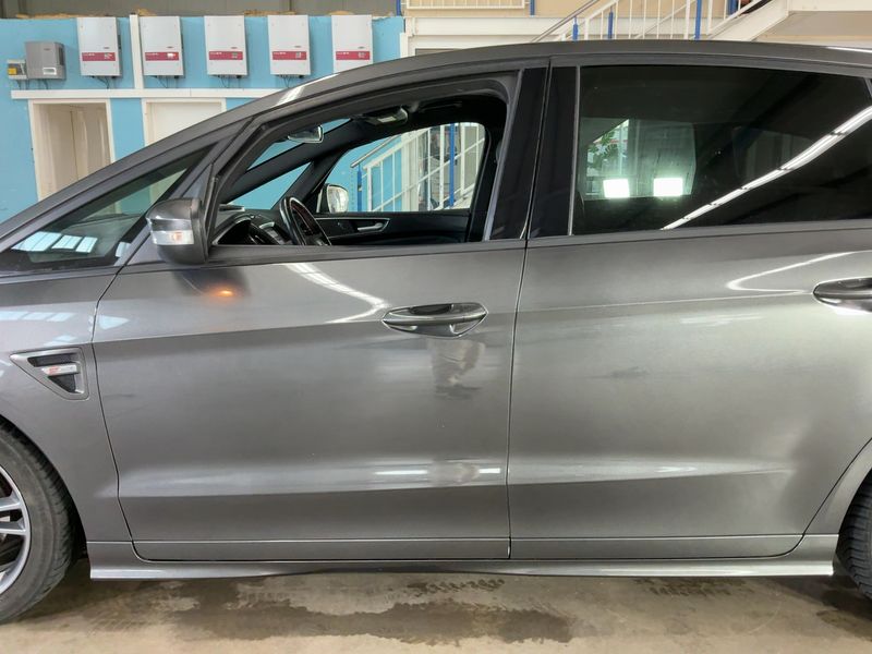 Ford S-Max 2.0 TDCi EcoBlue Bi-Turbo ST-Line 2019 – снимка 4