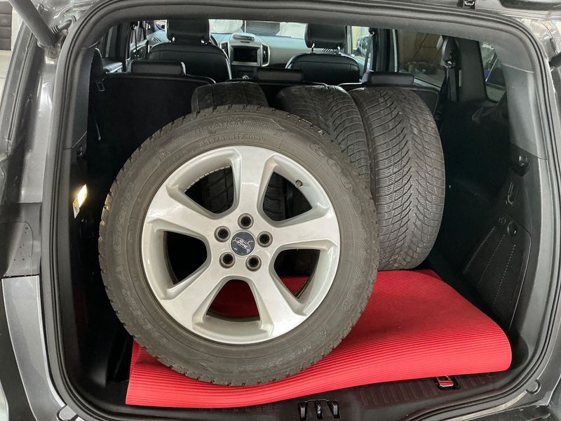 Ford S-Max 2.0 TDCi EcoBlue Bi-Turbo ST-Line 2019 – снимка 15