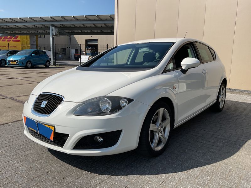 Seat Leon 1.4 TSI Stylance / Style 2009 – снимка 1