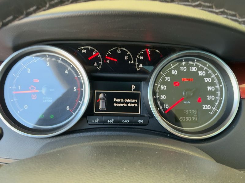 Peugeot 508 2.0 Blue-HDi RXH 2016 – снимка 18