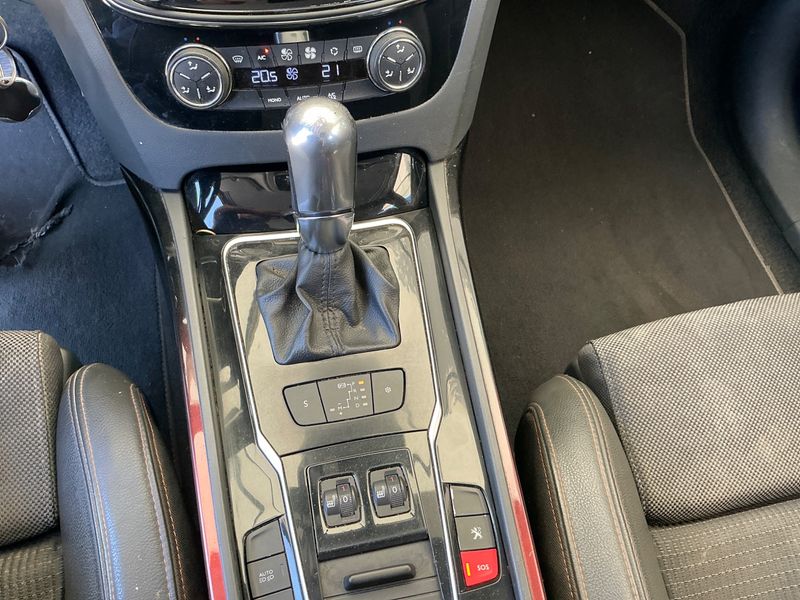 Peugeot 508 2.0 Blue-HDi RXH 2016 – снимка 29