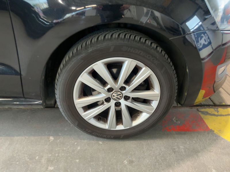 Volkswagen Polo 1.2 TSI Style 2011 – снимка 11