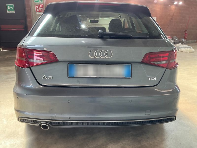 Audi A3 Sportback 1.6 TDI Admired 2016 – снимка на щета 7