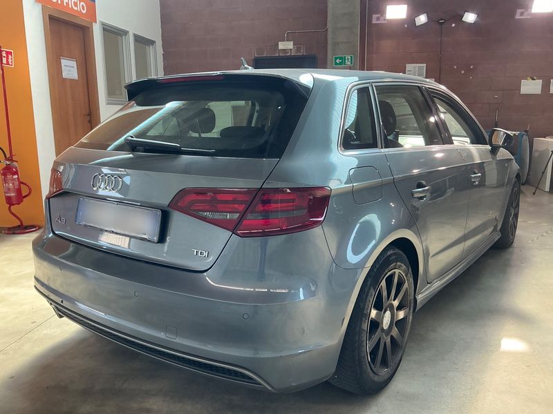 Audi A3 Sportback 1.6 TDI Admired 2016 – снимка 8