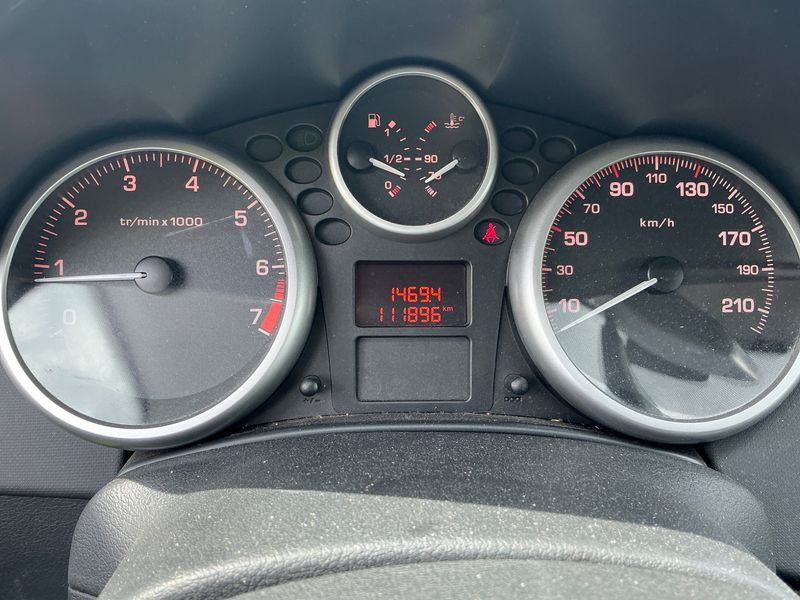 Peugeot 207 1.4 Junior 2007 – снимка 4