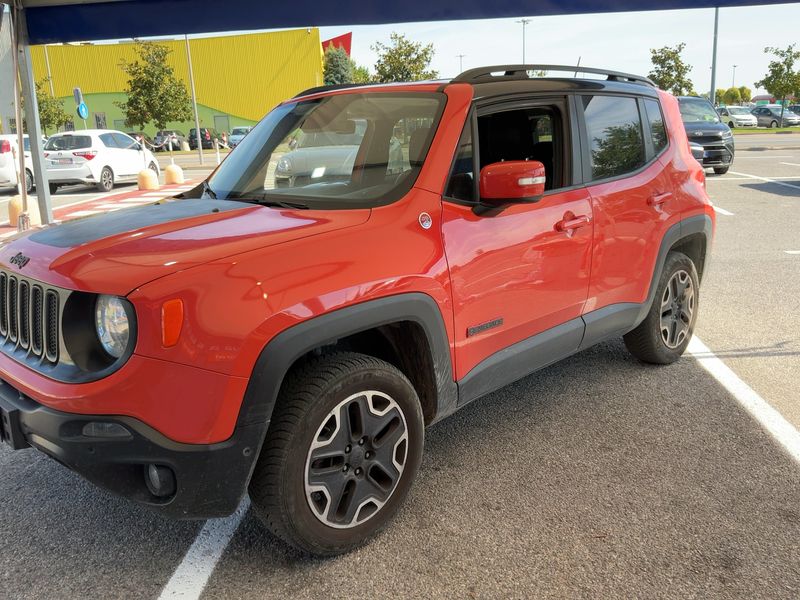 Jeep Renegade 2.0 M-Jet Trailhawk 4WD 2017 – снимка 2