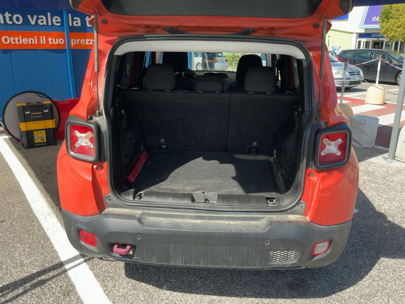 Jeep Renegade 2.0 M-Jet Trailhawk 4WD 2017 – снимка 15