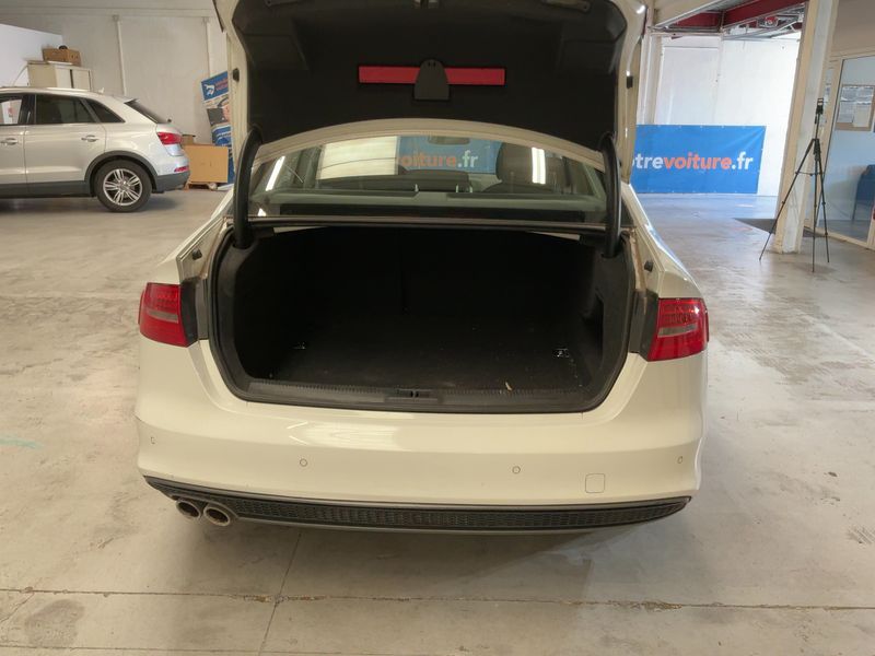 Audi A4 2.0 TDI quattro Ambiente 2014 – снимка 10