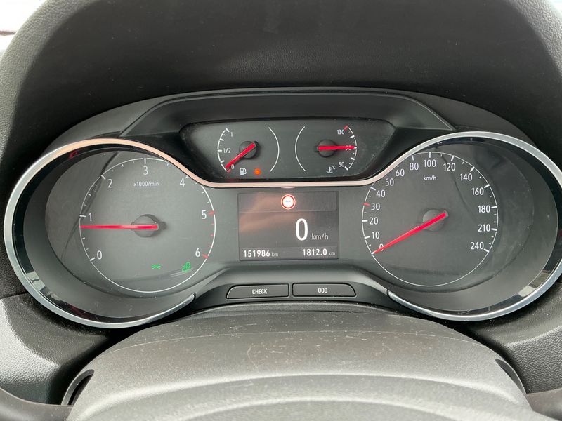 Opel Grandland X 1.6 CDTI DPF INNOVATION 2018 – снимка 18
