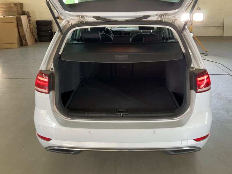 Volkswagen Golf VII 1.0 TSI Sound 2018 – снимка 15