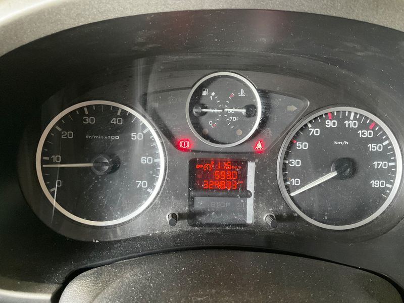 Peugeot Partner 1.6 HDi Outdoor 2010 – снимка 4